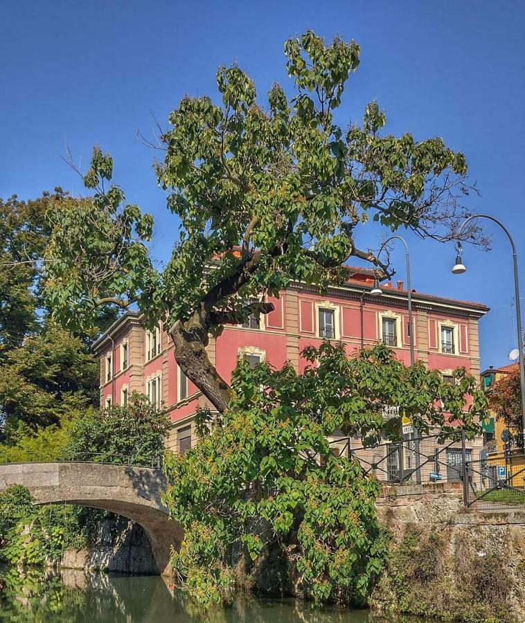 Trilocale In Villa Signorile มิลาน ภายนอก รูปภาพ